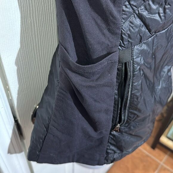 Lululemon Down For A Run Vest Black Slim-fit Goose Down 800 fill size 4 - Picture 8 of 13